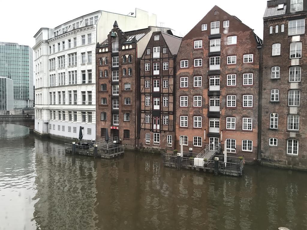 Apartament Gaestezimmer An Der Elbphilharmonie Contactless Check In Hamburg Zewnętrze zdjęcie